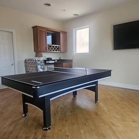 Luxe 4Br With Hot Tub & Game Room Чикаго Екстер'єр фото