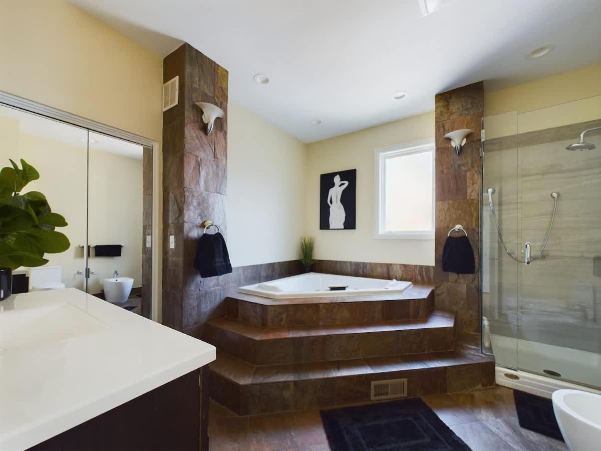 Luxe 4Br With Hot Tub & Game Room Чикаго Екстер'єр фото